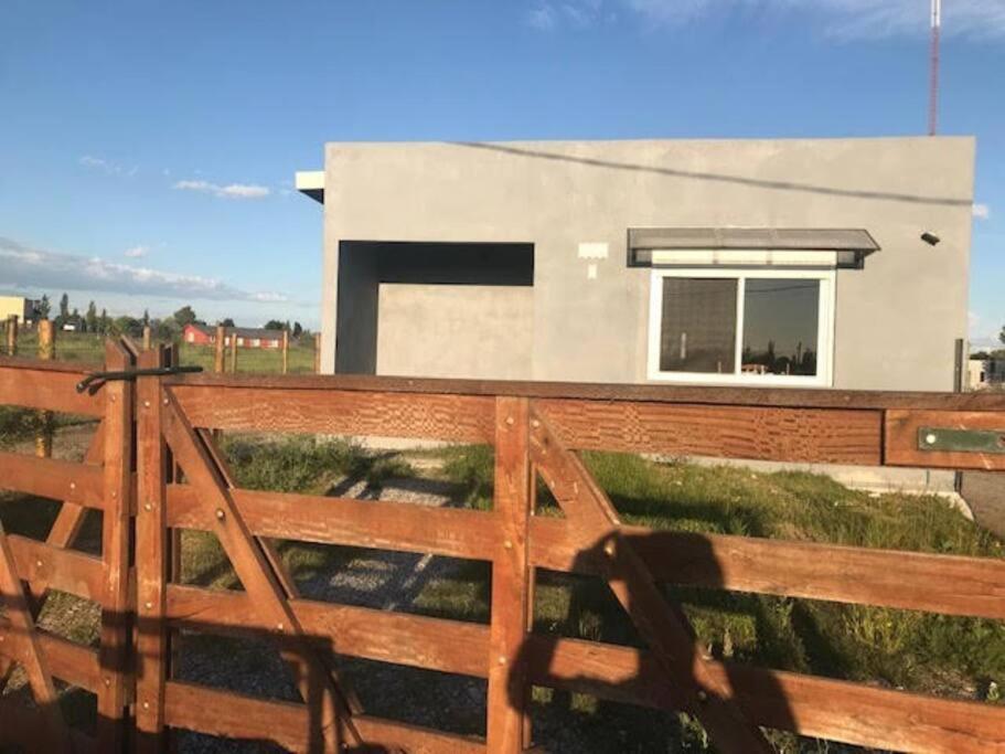Comoda Casa Con Jardin En קולוניה דל סקרמנטו מראה חיצוני תמונה